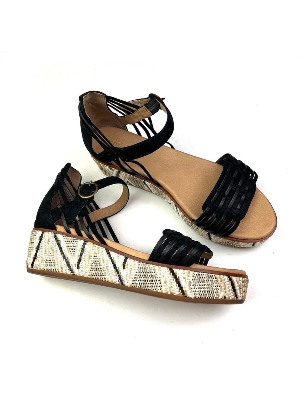 Sundance Black Suede Basket Weave Rattan Platform Sandals size 10.5